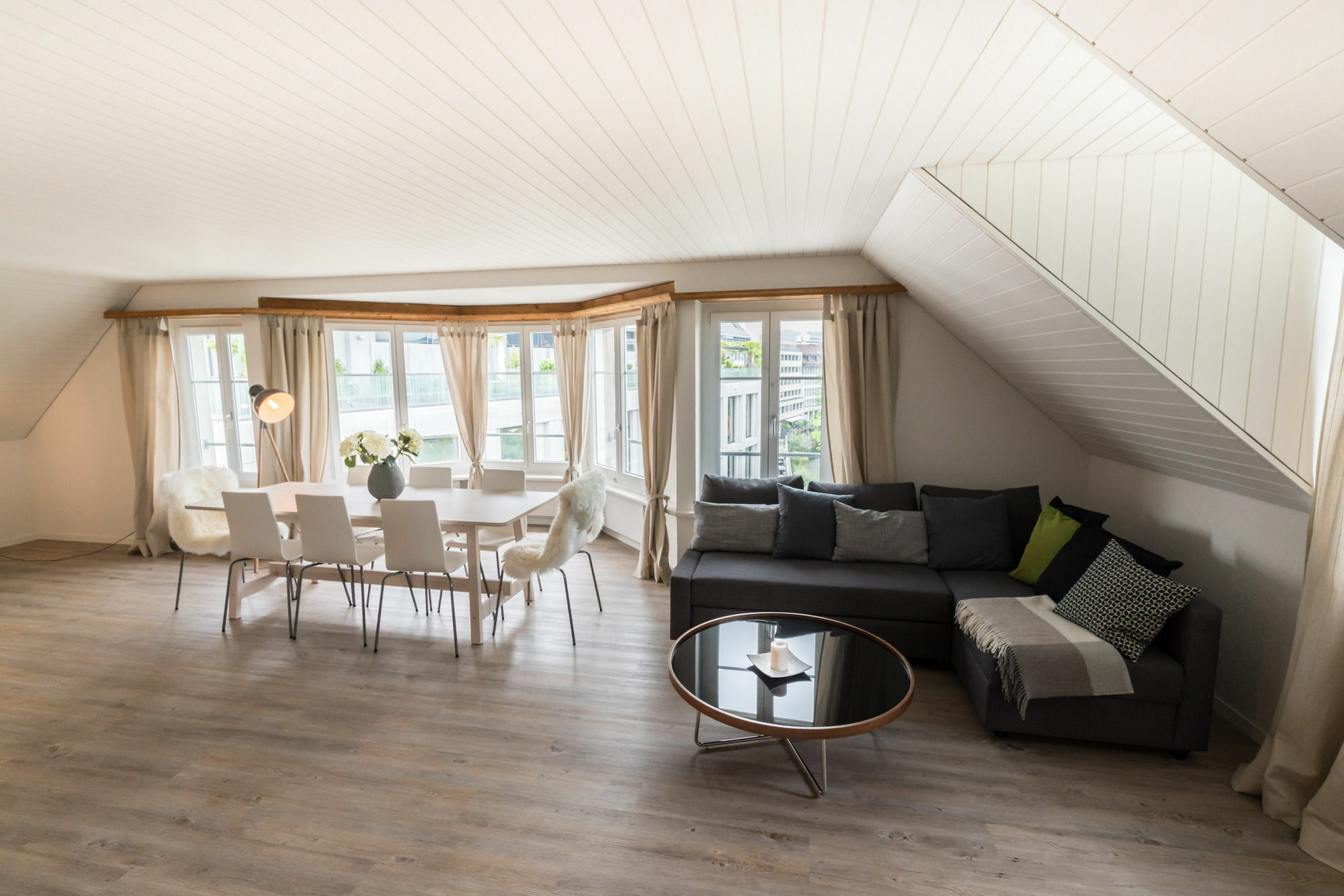 Loewenplatz Apartment Near Station By Airhome ซูริก ภายนอก รูปภาพ